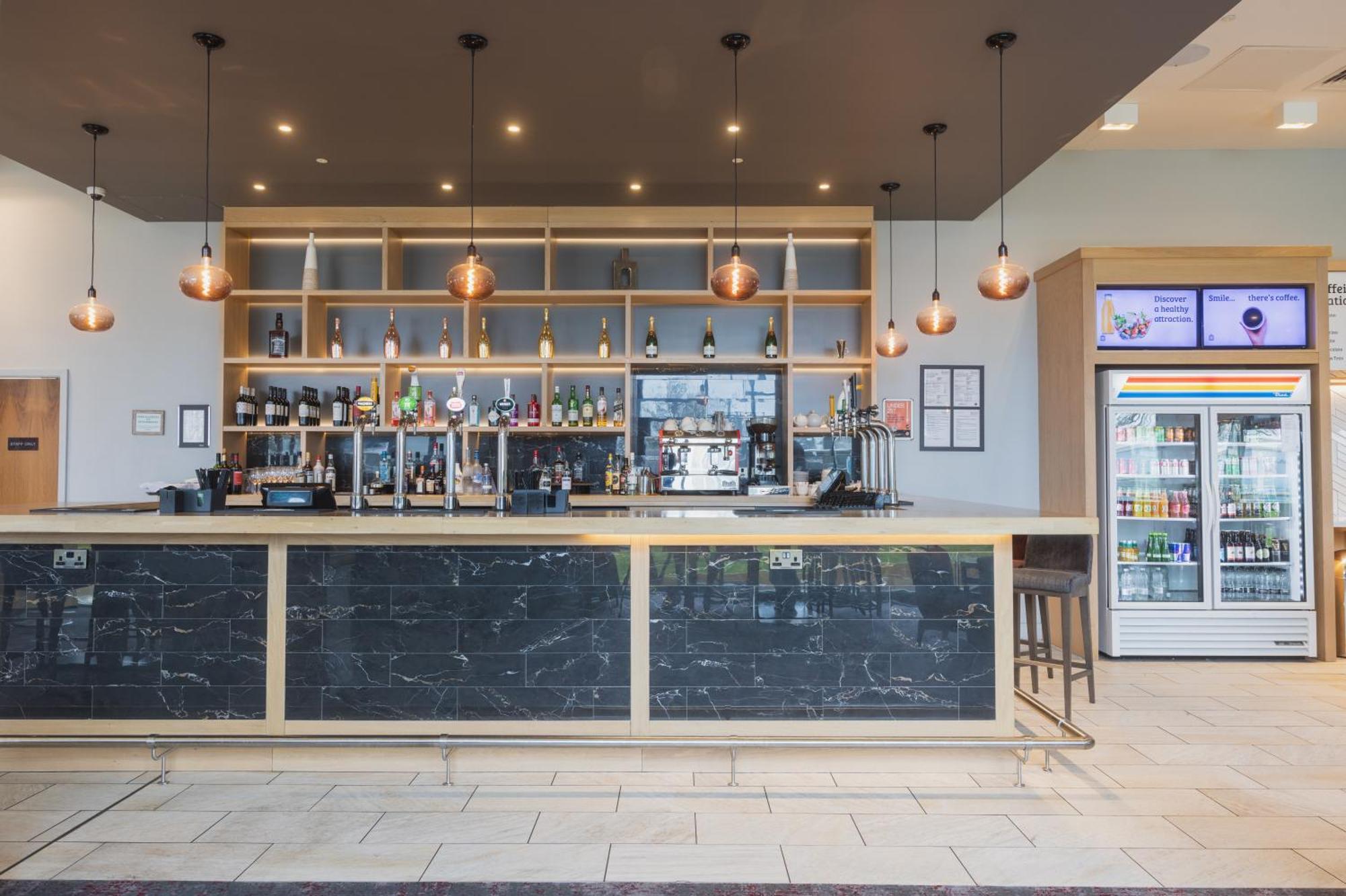 Hilton Garden Inn Birmingham Airport Uk Bickenhill Eksteriør bilde