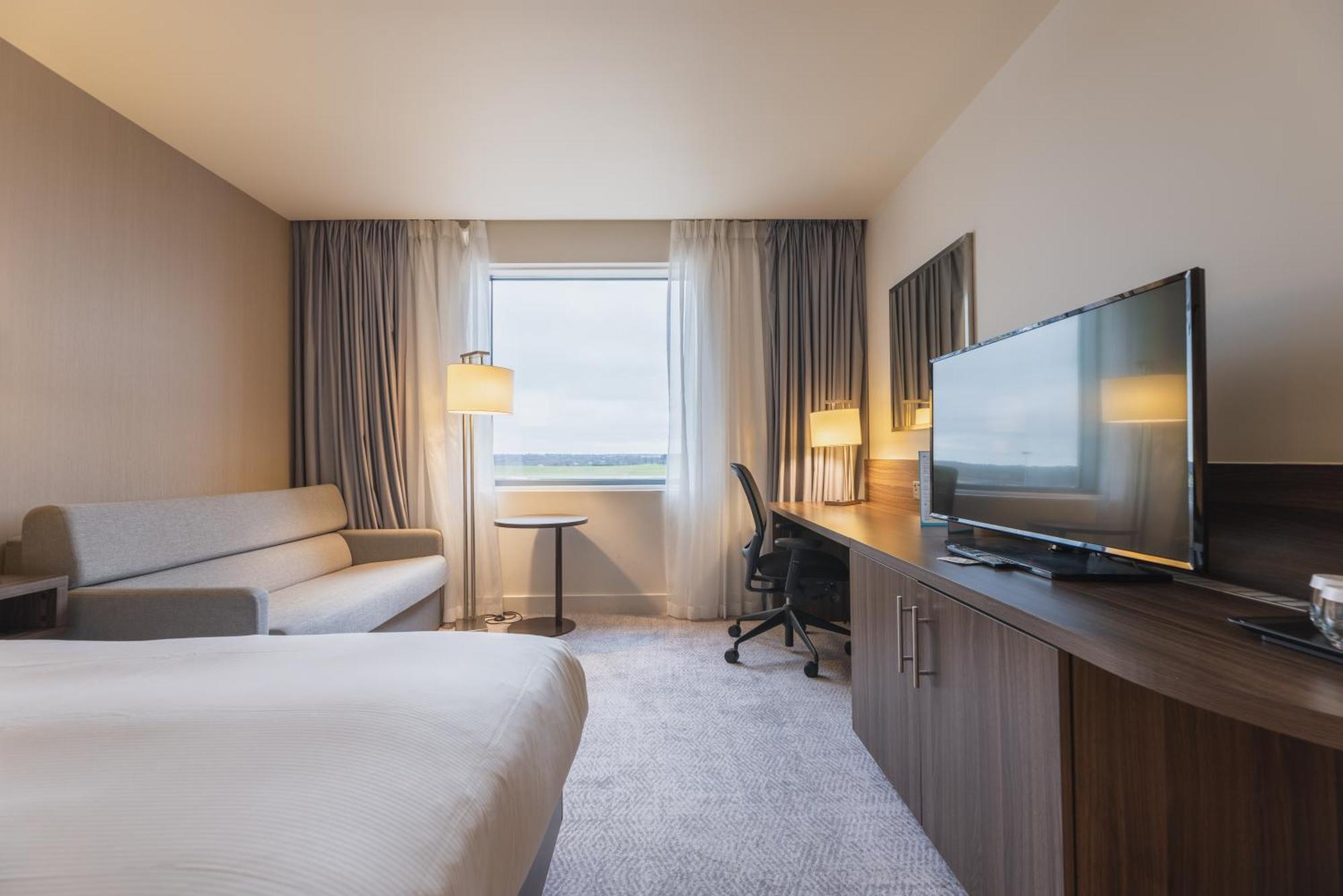 Hilton Garden Inn Birmingham Airport Uk Bickenhill Eksteriør bilde